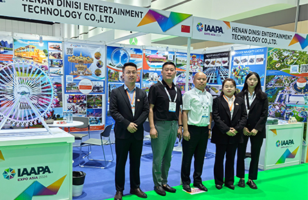 Dinis Team und 2024 IAAPA Expo Asia